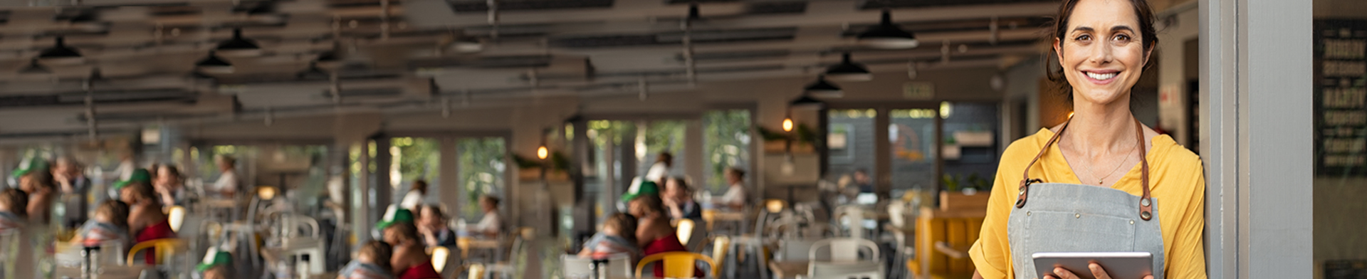 image of people in a restaurant 